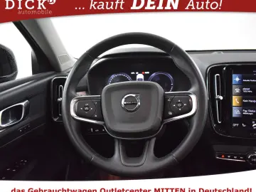 VOLVO XC 40 7G Inscrip Express PANO PROF MEMO KAM