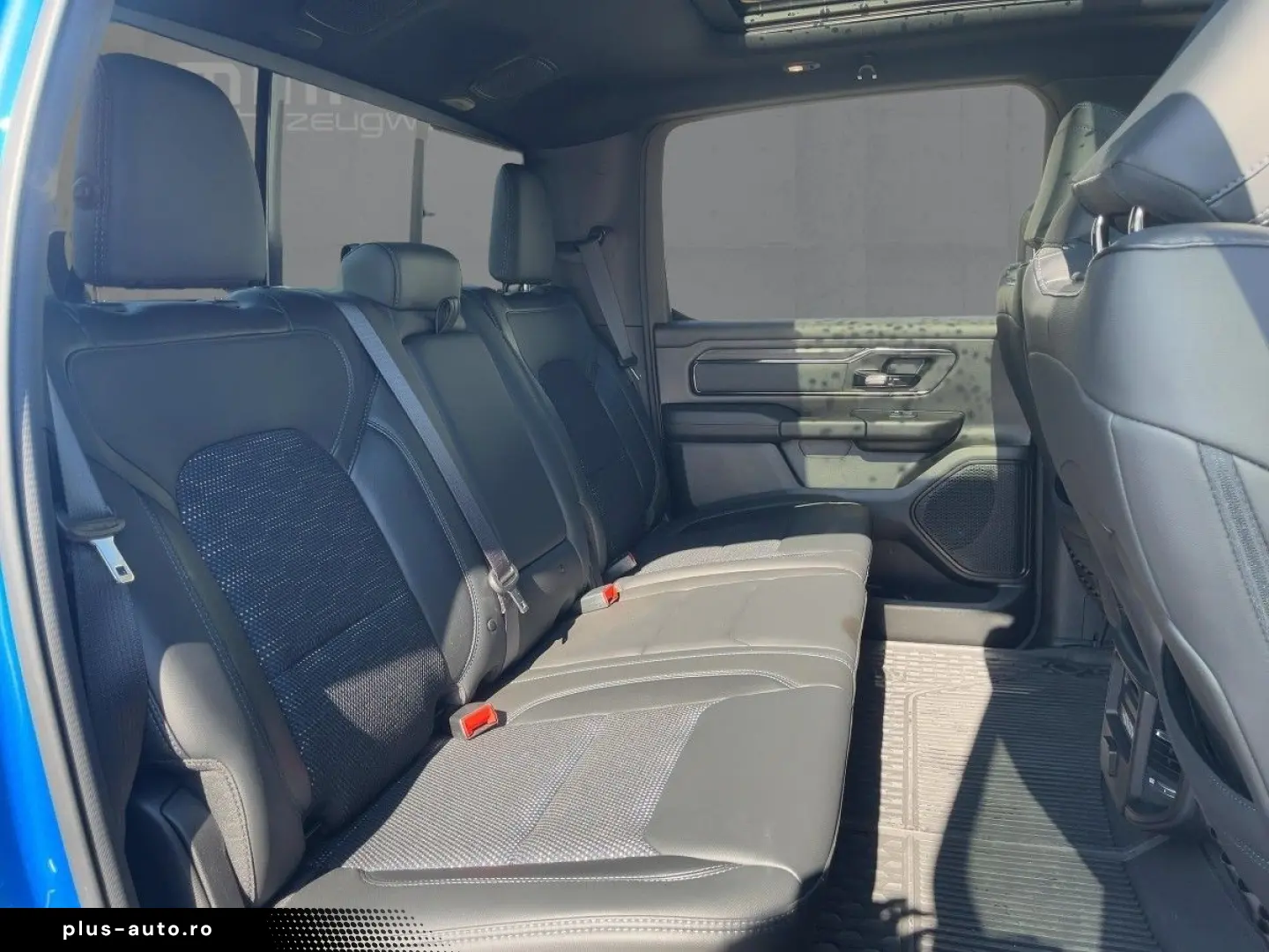 DODGE RAM Built To Serve  LPG  6 Sitzer