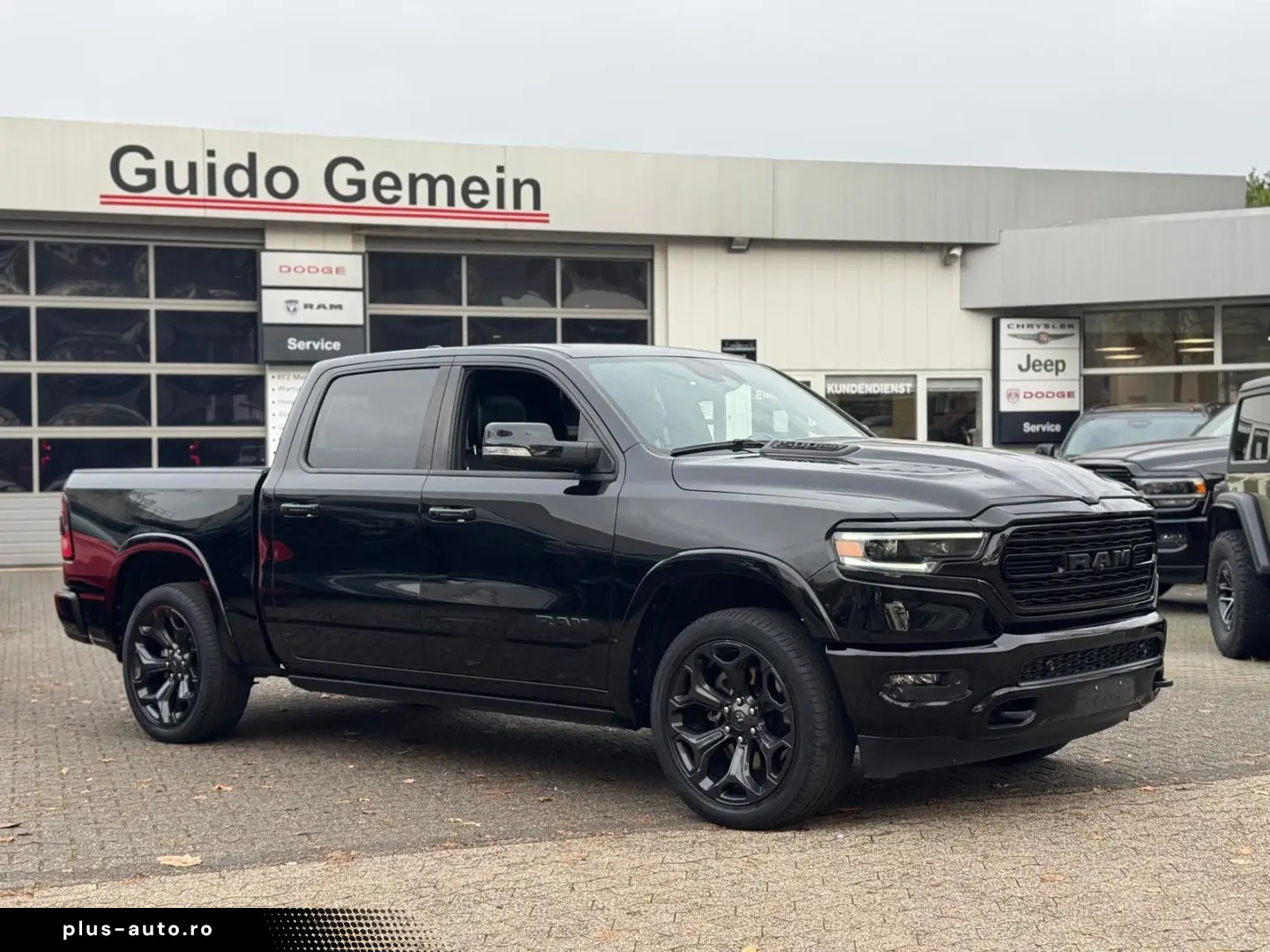 DODGE RAM 5.7 V8 Crew Cab Limited Night Edition   teil