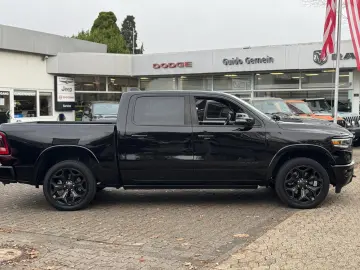 DODGE RAM 5.7 V8 Crew Cab Limited Night Edition   teil
