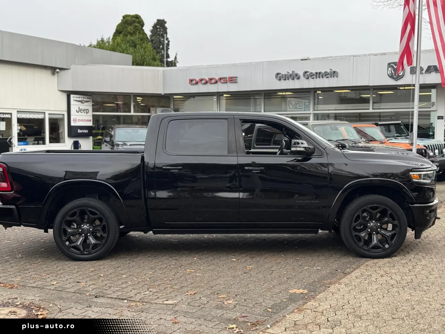 DODGE RAM 5.7 V8 Crew Cab Limited Night Edition   teil