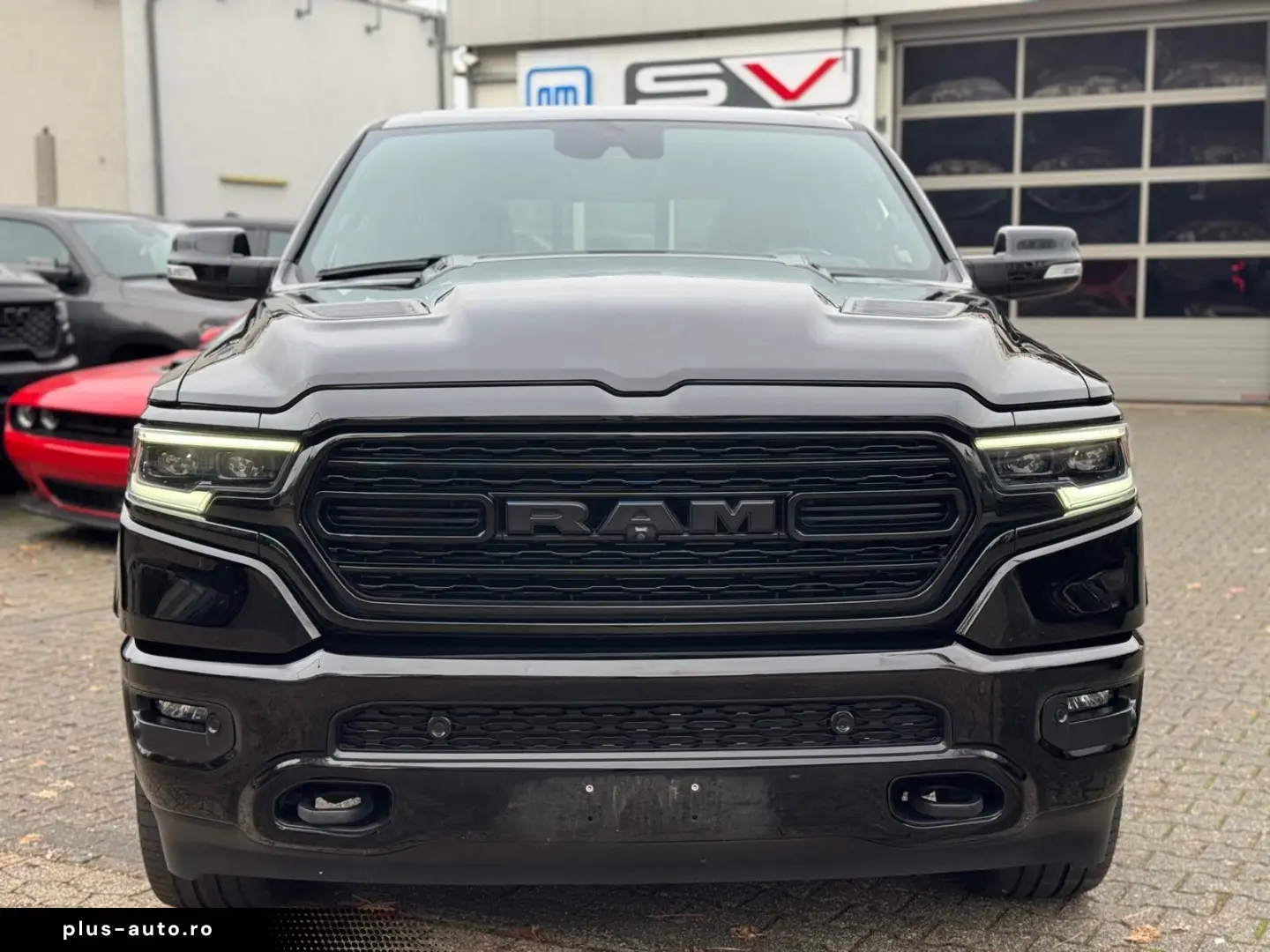 DODGE RAM 5.7 V8 Crew Cab Limited Night Edition   teil