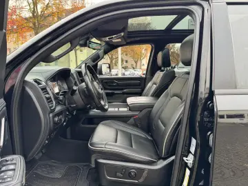 DODGE RAM 5.7 V8 Crew Cab Limited Night Edition   teil