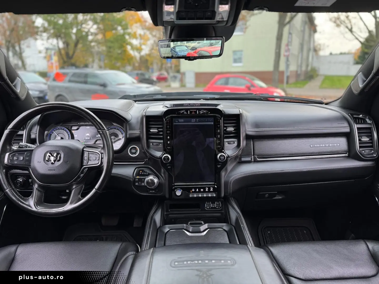 DODGE RAM 5.7 V8 Crew Cab Limited Night Edition   teil