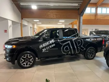 DODGE RAM 1500 Laramie Sport MY25  LPG REVOLVER AHK