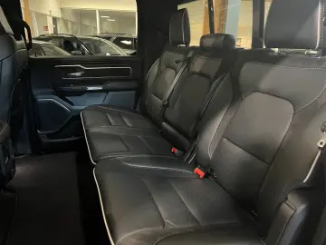 DODGE RAM 1500 Laramie Sport MY25  LPG REVOLVER AHK