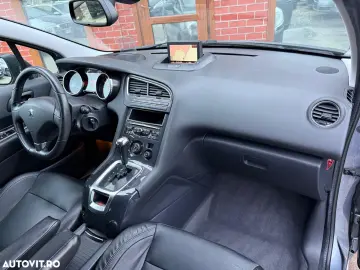 Peugeot 5008 155 THP Automatik Active