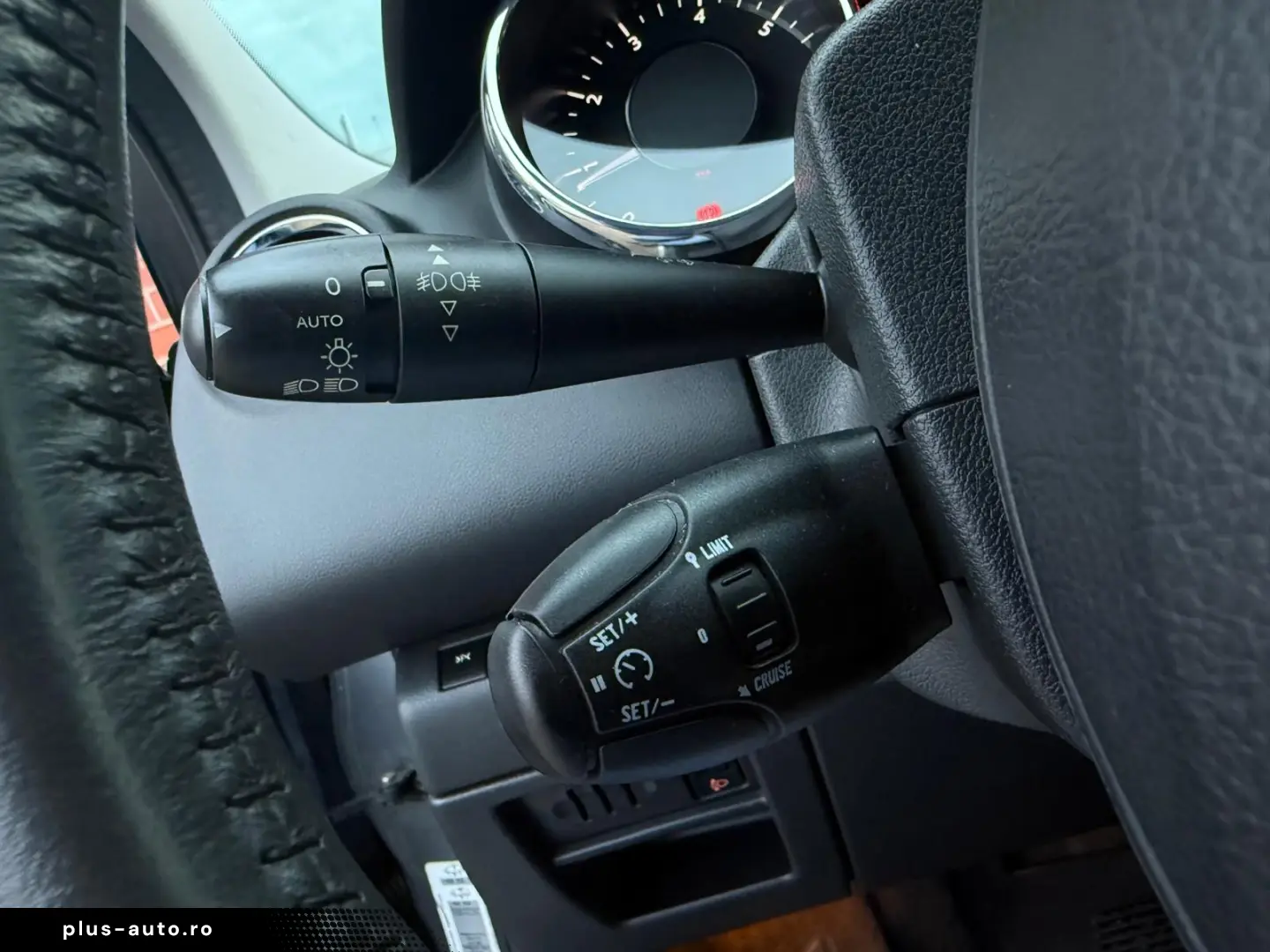 Peugeot 5008 155 THP Automatik Active