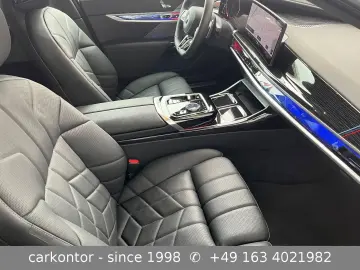 BMW 750e xDr  M SPORTPAKET 2025