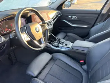 BMW 318 i Sport Line Park-Assistent AHK LED Navi