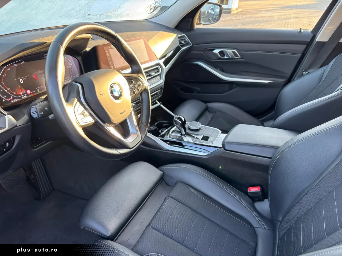 BMW 318 i Sport Line Park-Assistent AHK LED Navi