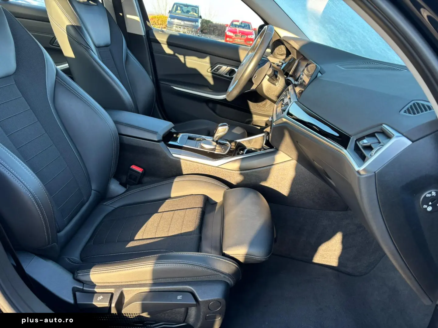 BMW 318 i Sport Line Park-Assistent AHK LED Navi