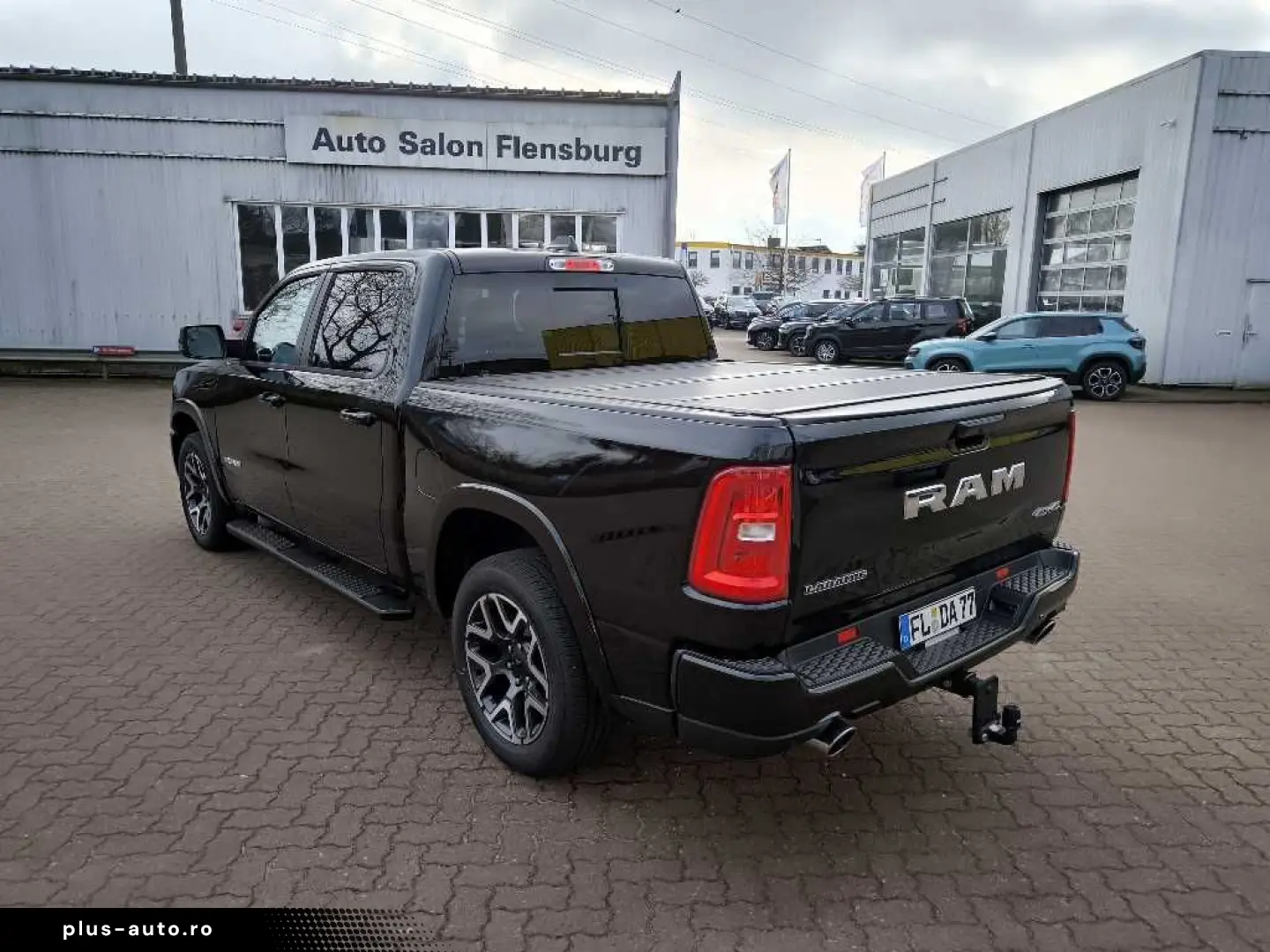 DODGE Ram 1500 Laramie Crew Cab