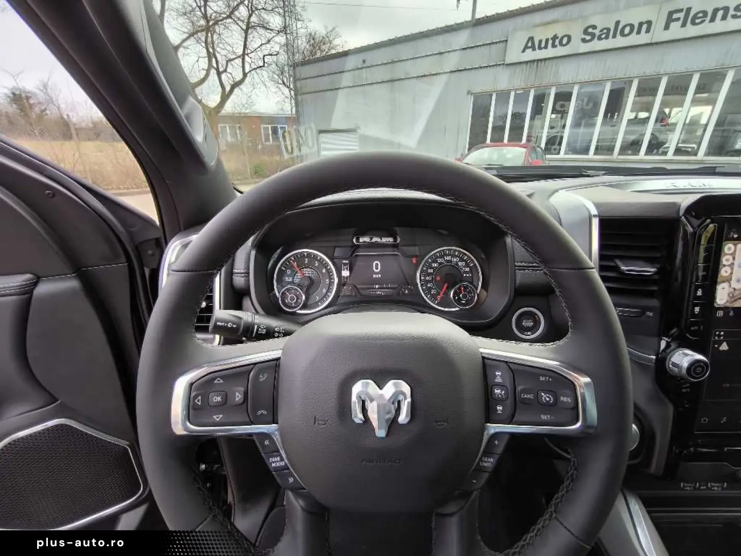 DODGE Ram 1500 Laramie Crew Cab