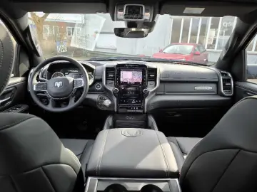 DODGE Ram 1500 Laramie Crew Cab