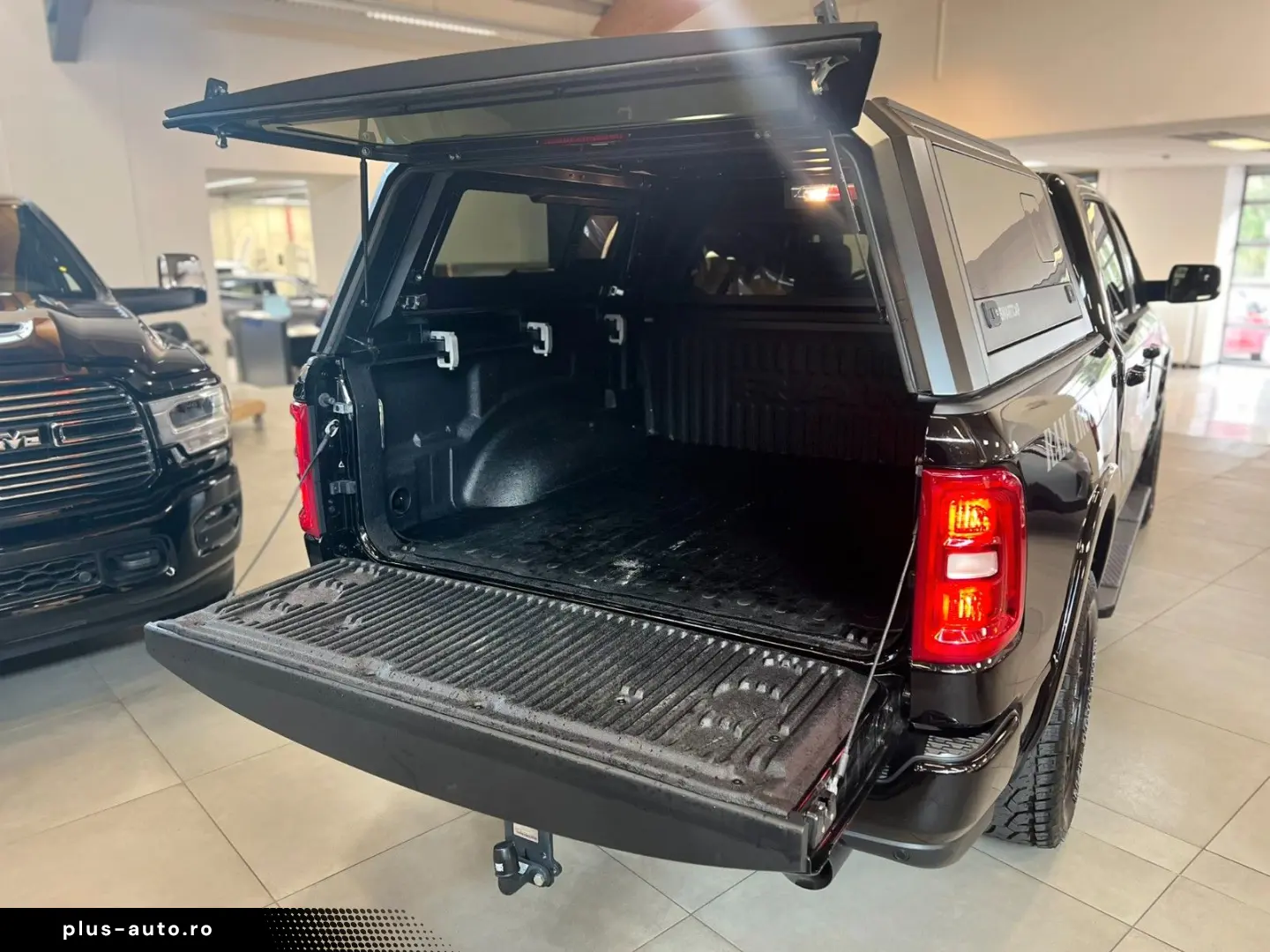 DODGE RAM 1500 Laramie Sport MY25.LPG-Hard Top-BBS-NAP