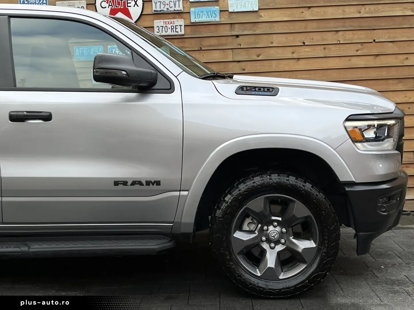 DODGE RAM 1500 Builttoserve 5.7L LPG 4x4 OFFROAD AHK