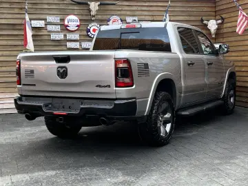 DODGE RAM 1500 Builttoserve 5.7L LPG 4x4 OFFROAD AHK