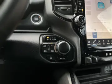 DODGE RAM 1500 Builttoserve 5.7L LPG 4x4 OFFROAD AHK