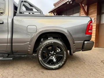 DODGE LIMITED LPG 4X4 OFFROAD LIFT ROLLBAR