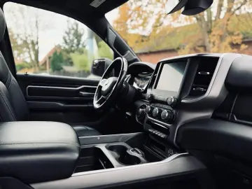 DODGE LIMITED LPG 4X4 OFFROAD LIFT ROLLBAR