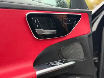 MERCEDES-BENZ C 300 AMG-Line