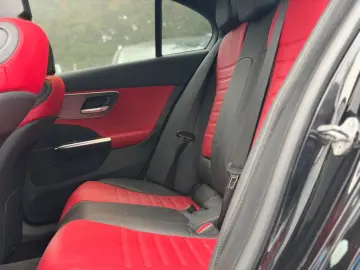 MERCEDES-BENZ C 300 AMG-Line