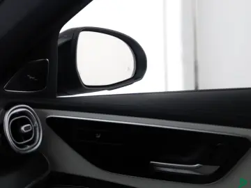 MERCEDES-BENZ C 200 d AMG NIGHT HEADUP