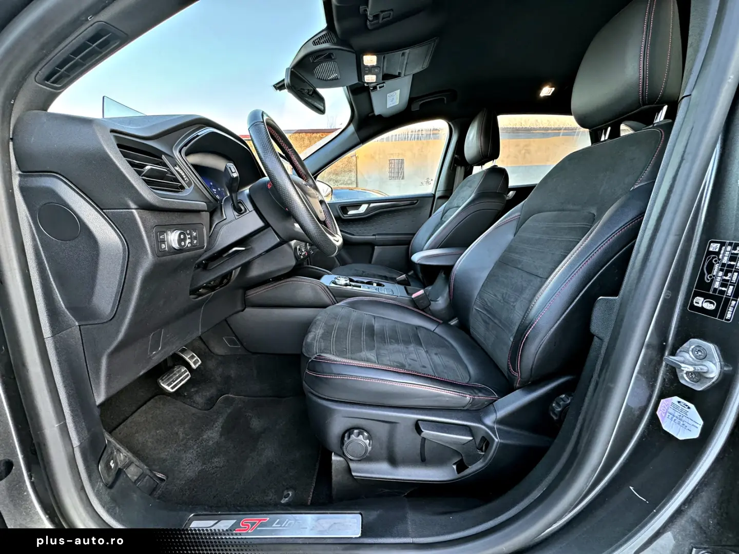 FORD Kuga 2.5 Duratec Plug In Hybrid ST Line X