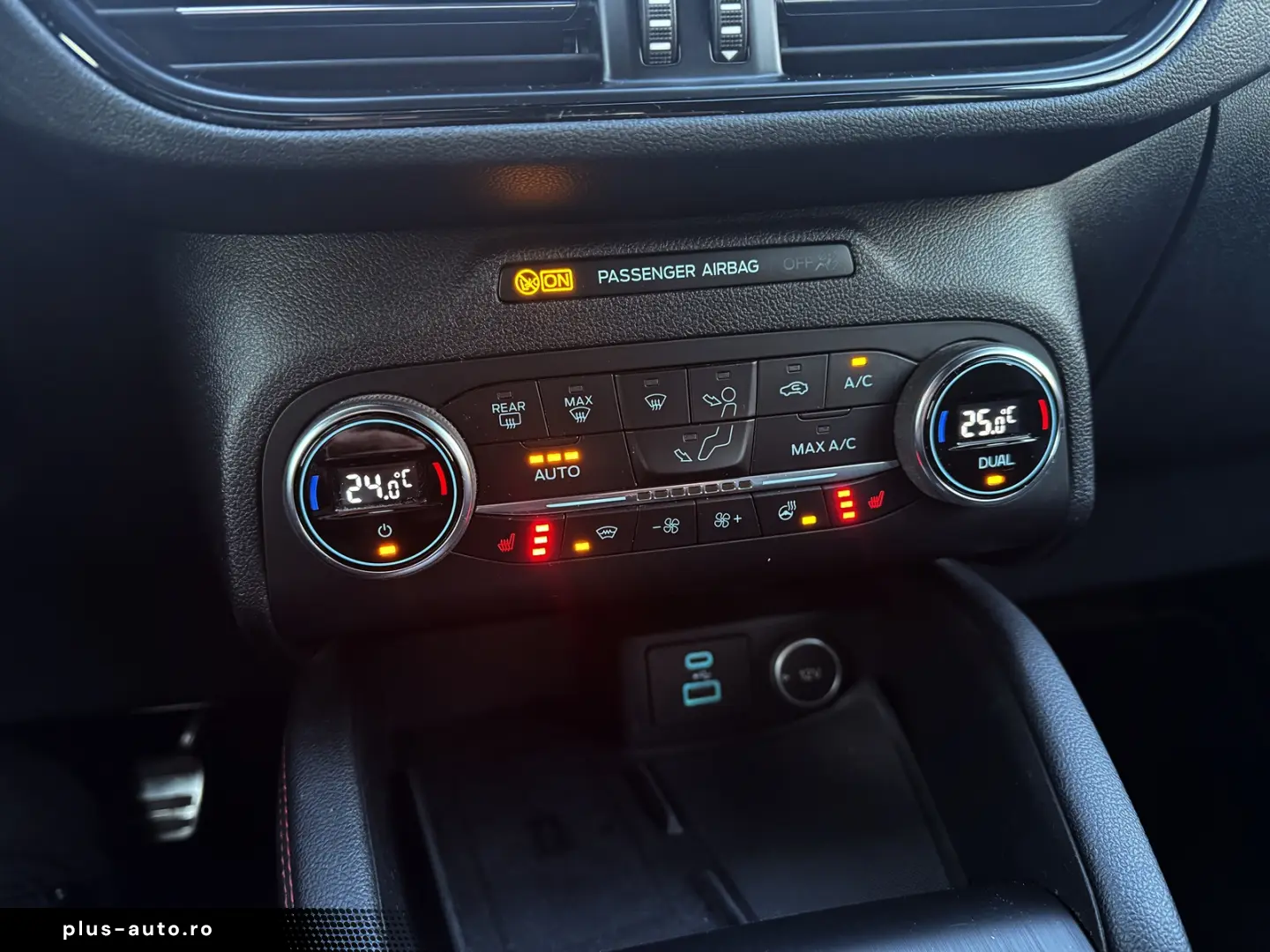 FORD Kuga 2.5 Duratec Plug In Hybrid ST Line X