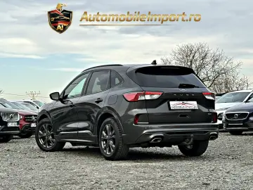 FORD Kuga 2.5 Duratec Plug In Hybrid ST Line X