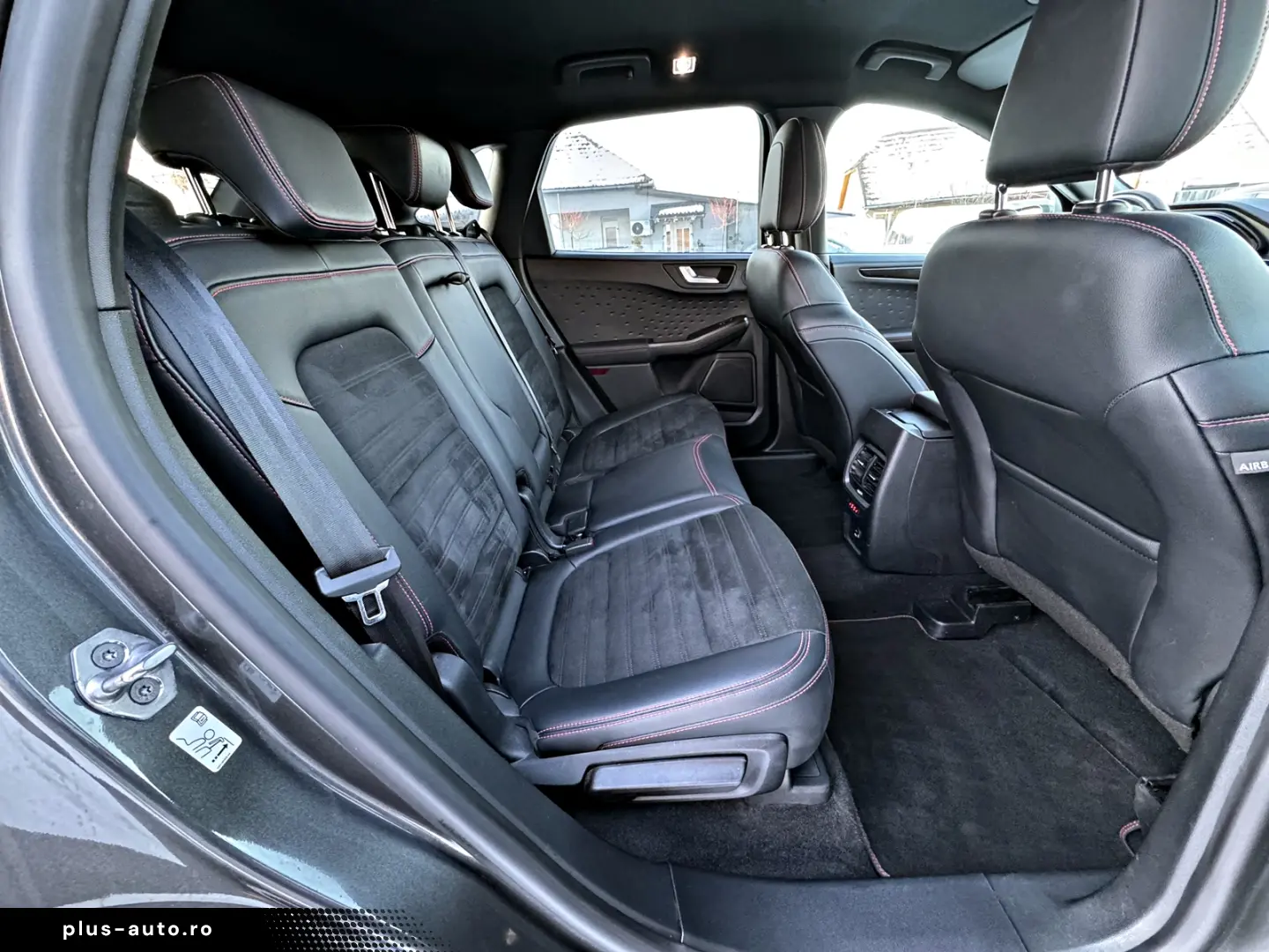 FORD Kuga 2.5 Duratec Plug In Hybrid ST Line X