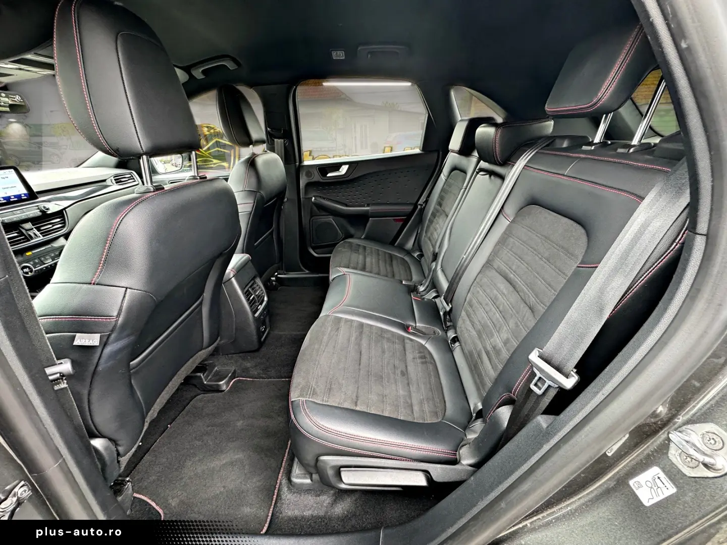 FORD Kuga 2.5 Duratec Plug In Hybrid ST Line X