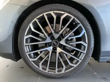 Audi A6 Avant TFSI quattro S line EXCLUSIVE