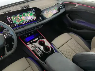 Audi A6 Avant TFSI quattro S line EXCLUSIVE