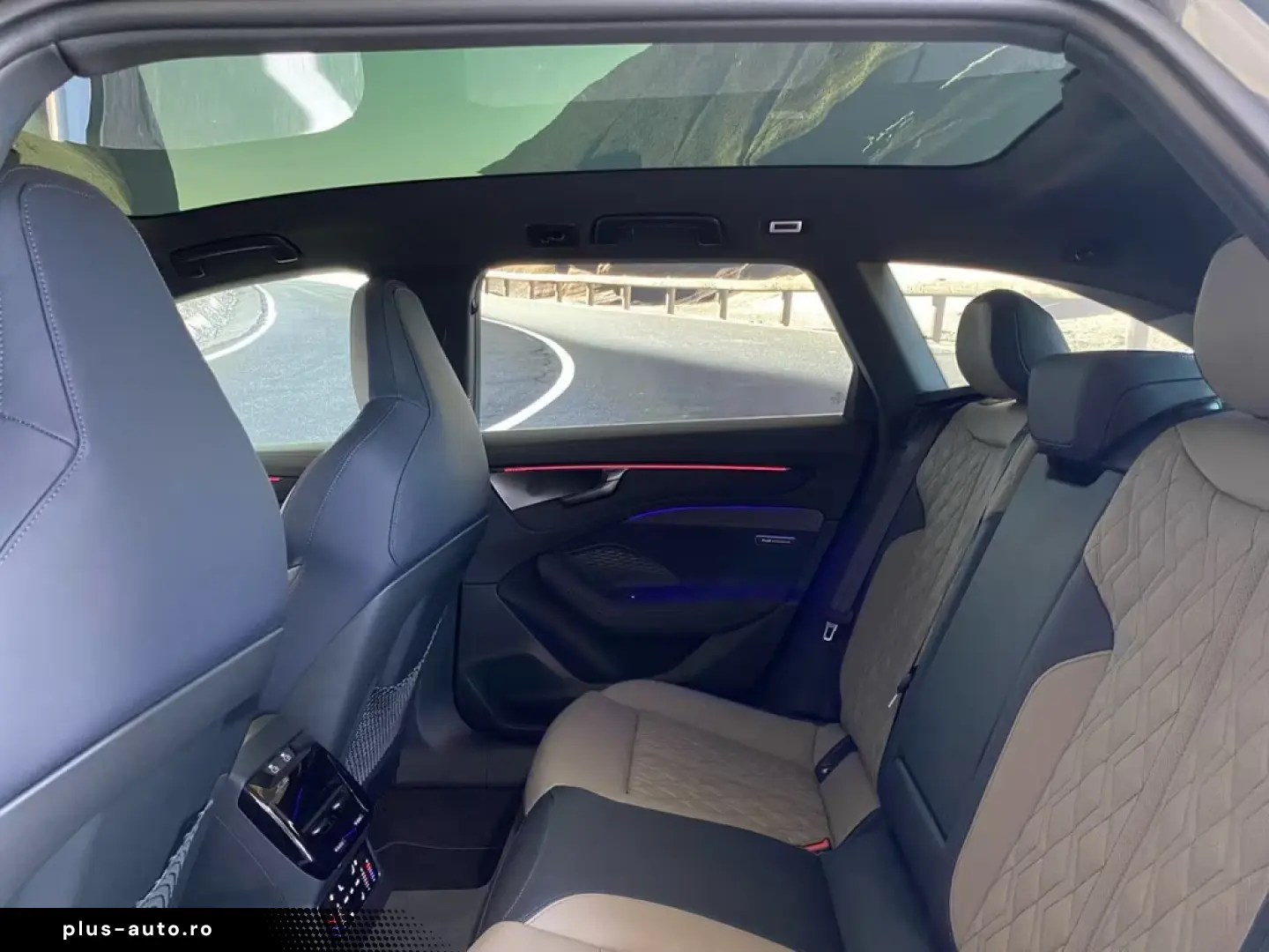 Audi A6 Avant TFSI quattro S line EXCLUSIVE