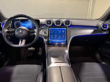 MERCEDES-BENZ C 300 d AMG Distr NAVI Ambiente