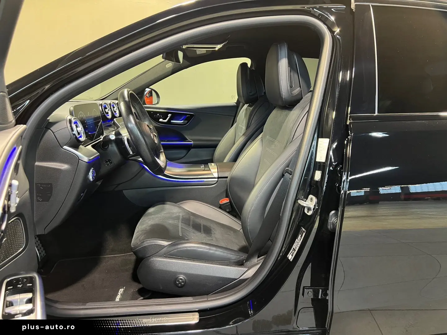 MERCEDES-BENZ C 300 d AMG Distr NAVI Ambiente