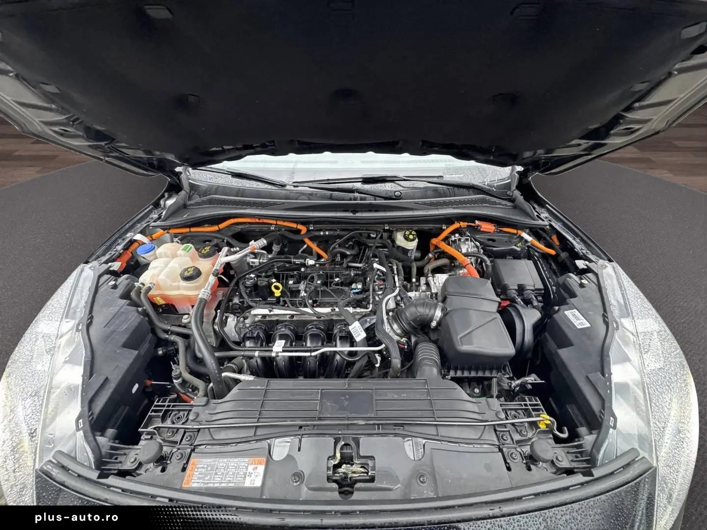 Ford Kuga 2 5 Hybrid ECVT  ST-Line X