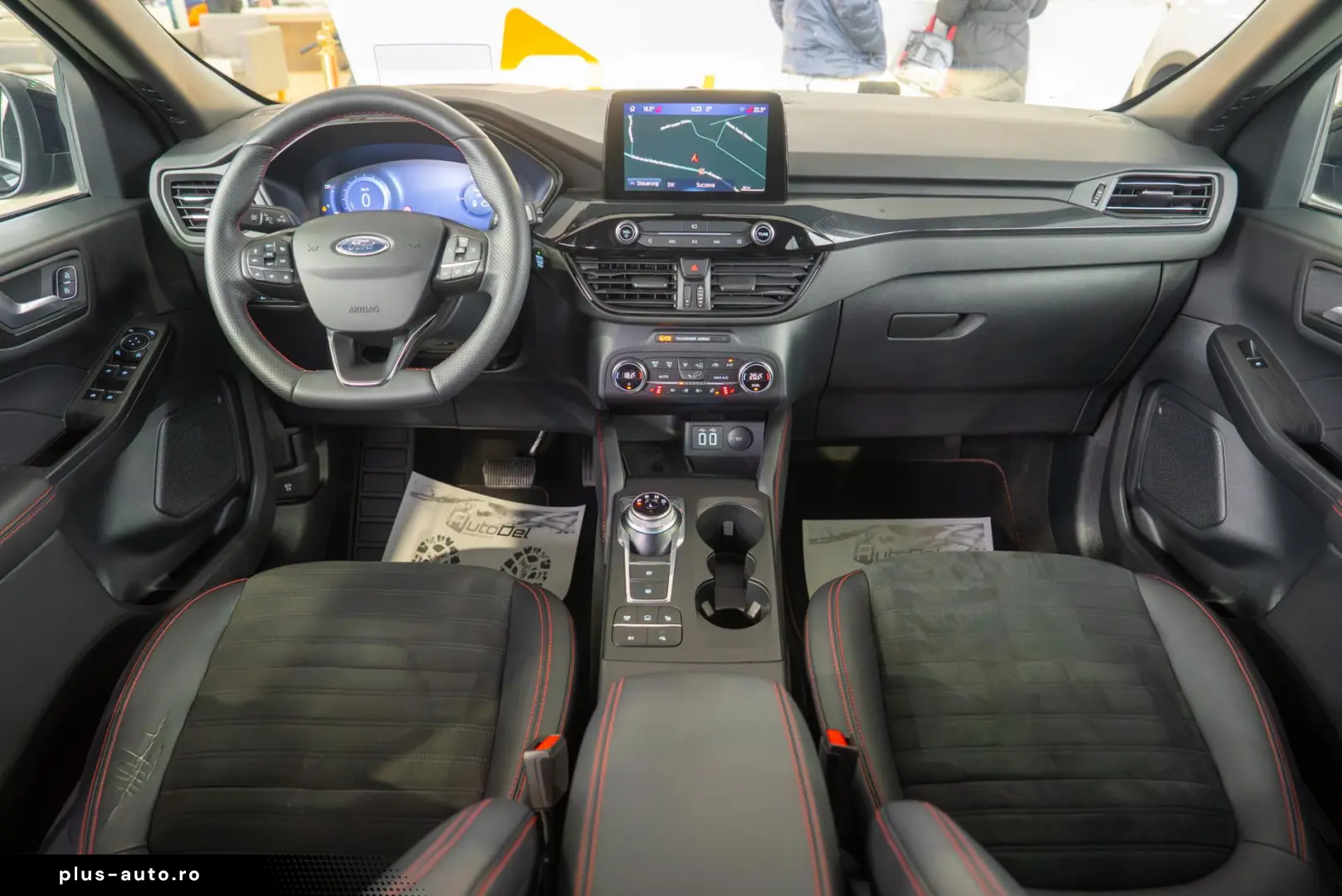 Ford Kuga 2 5 Plugin Hybrid ECVT  ST-Line X