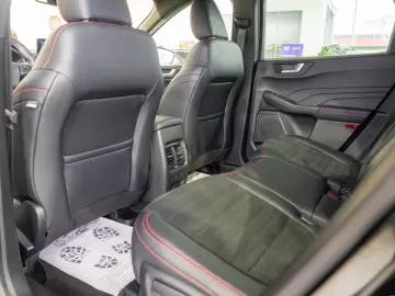 Ford Kuga 2 5 Plugin Hybrid ECVT  ST-Line X