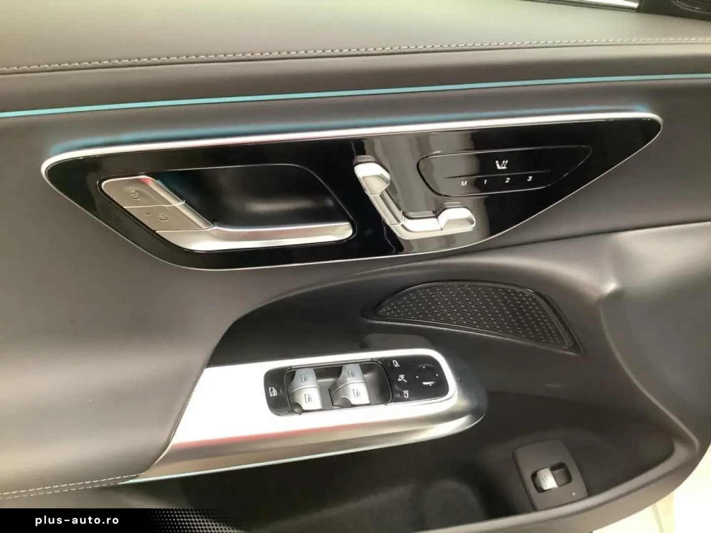 MERCEDES-BENZ E 200 Limousine SUPERSCREEN AMG NIGHT 360