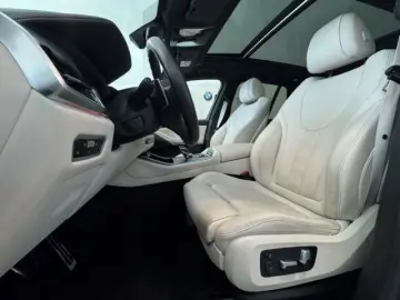 BMW X5 xDrive 40d M-Sport HiFi DAB Pano Navi Leder A