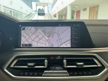 BMW X5 xDrive 40d M-Sport HiFi DAB Pano Navi Leder A