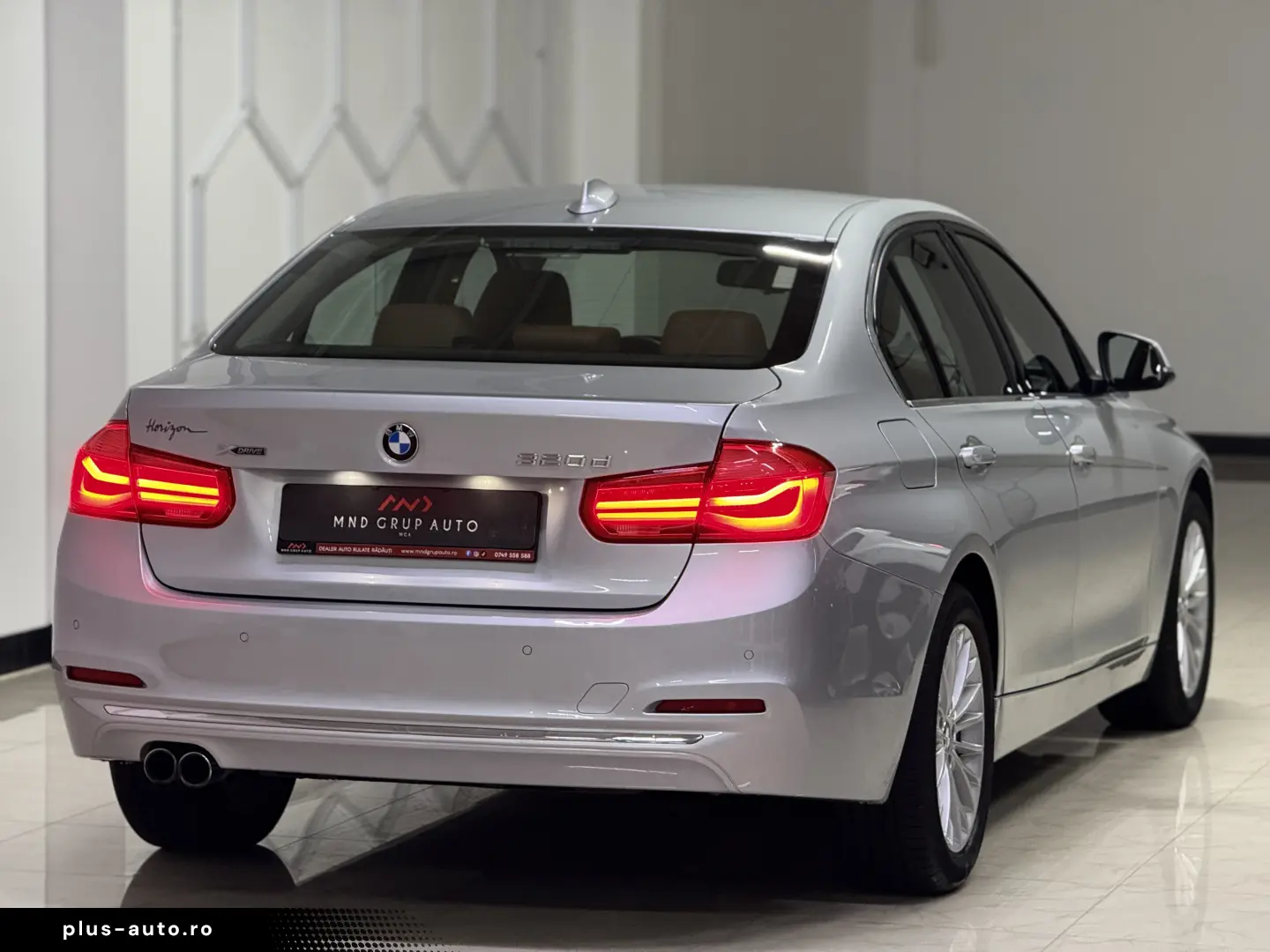 BMW Seria 3 320d xDrive Luxury Line