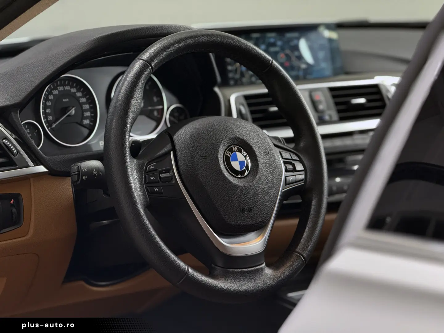 BMW Seria 3 320d xDrive Luxury Line