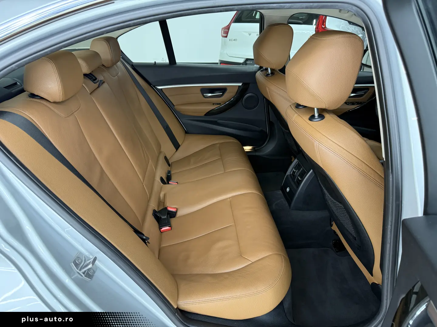 BMW Seria 3 320d xDrive Luxury Line