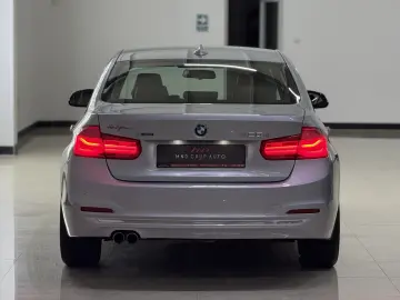 BMW Seria 3 320d xDrive Luxury Line