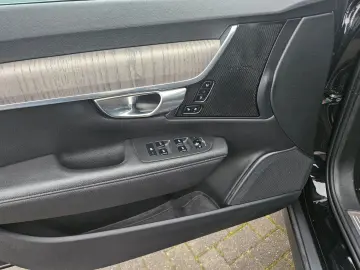 VOLVO V90 Cross Country Pro AWD AHK LED LEDER XENIUM