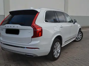VOLVO XC90 Inscription Expression Recharge Plug-In Hyb